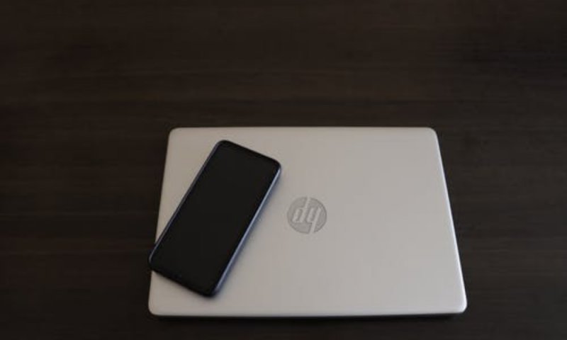 hp White Laptop